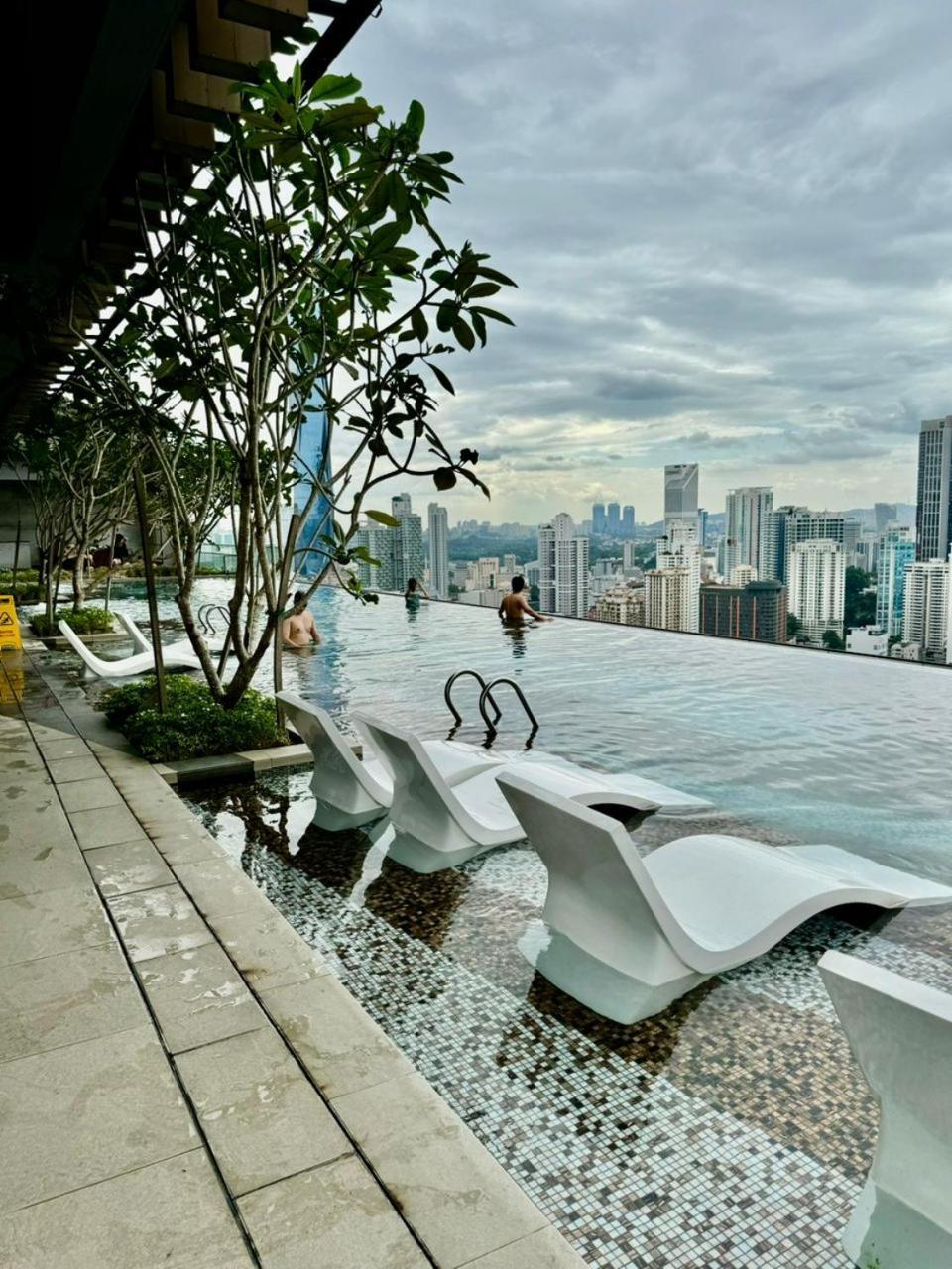 Luxury Suites At Axon Residence กัวลาลัมเปอร์ ภายนอก รูปภาพ