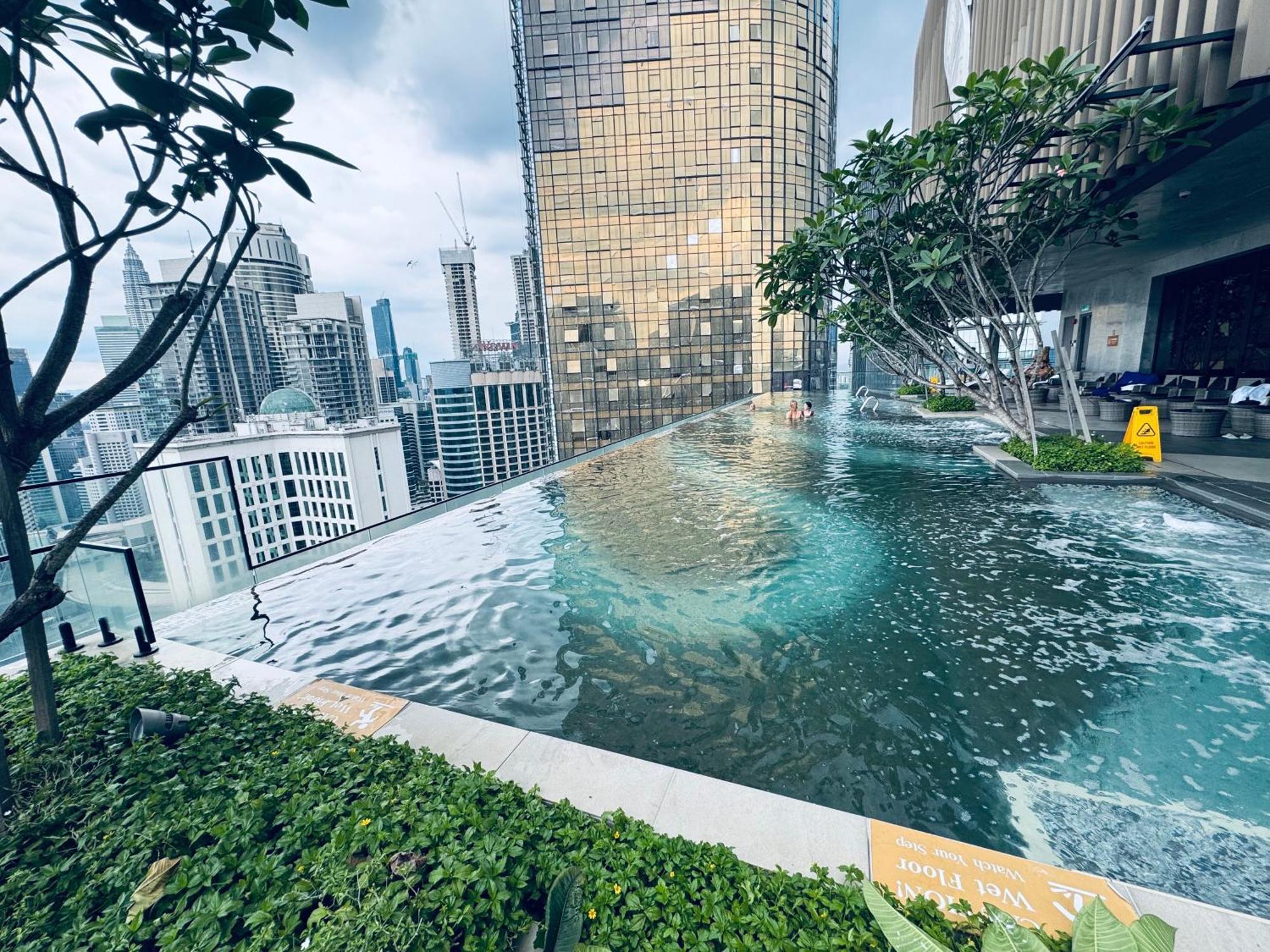 Luxury Suites At Axon Residence กัวลาลัมเปอร์ ภายนอก รูปภาพ