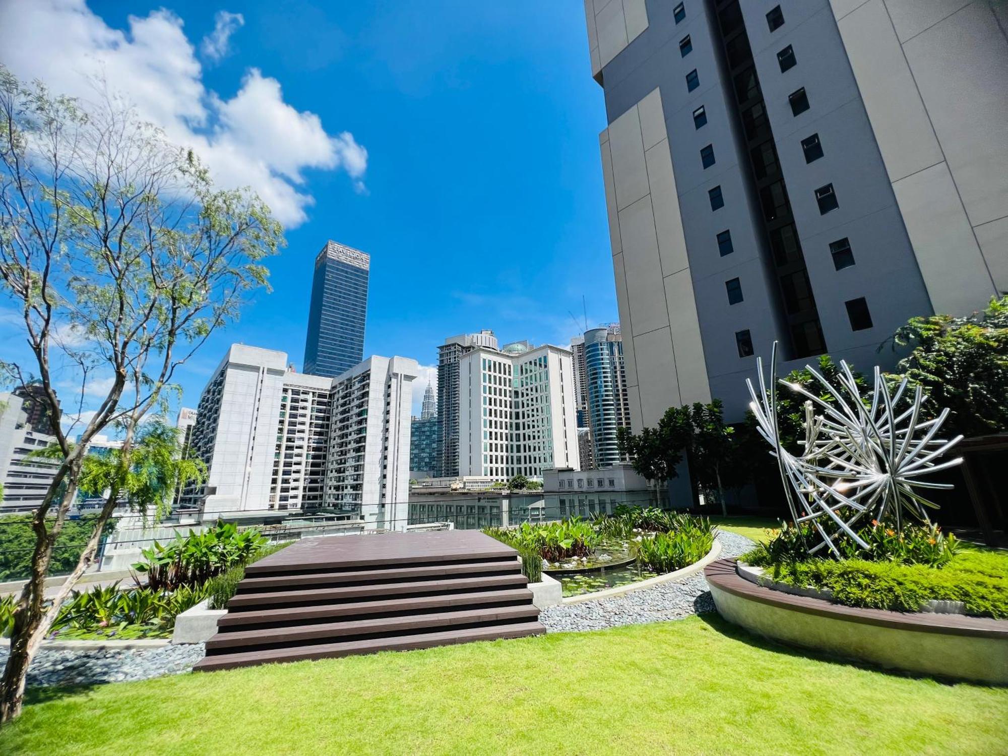 Luxury Suites At Axon Residence กัวลาลัมเปอร์ ภายนอก รูปภาพ
